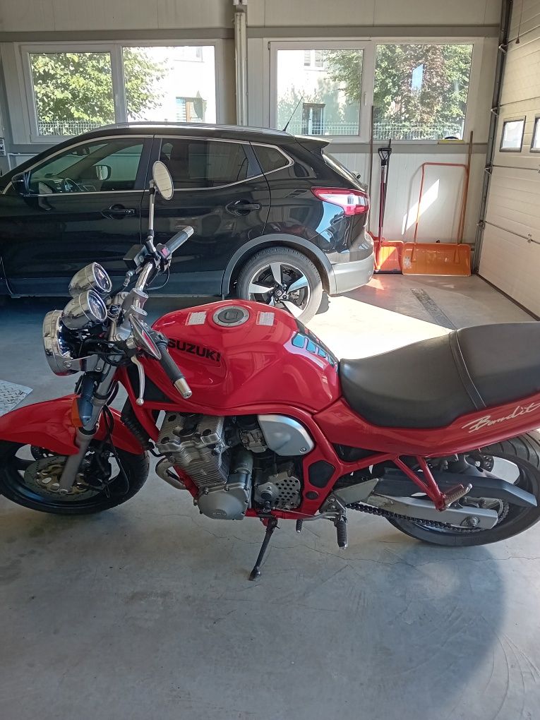Suzuki bandit 600 gsf600n