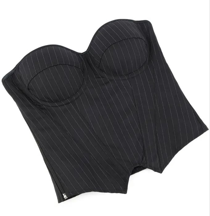 Чорний корсет у білу смужку