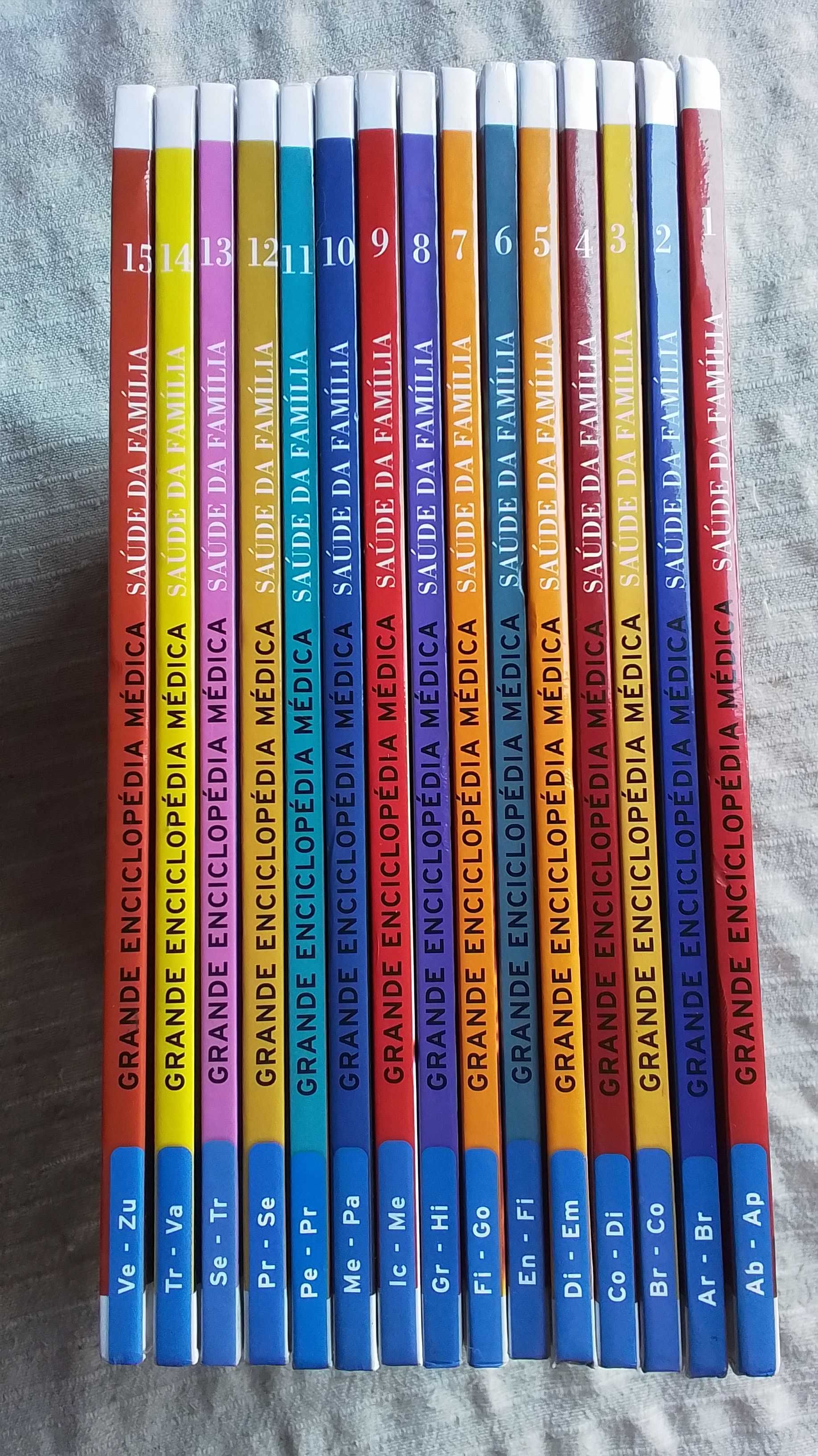 Grande Enciclopédia Médica "SAÚDE DA FAMÍLIA" - coleção de 15 volumes