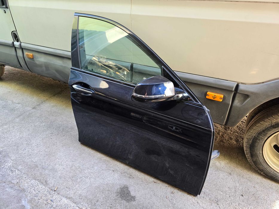 Porta frente direita BMW Serie 5 F10/F11 (2010 a 2017)