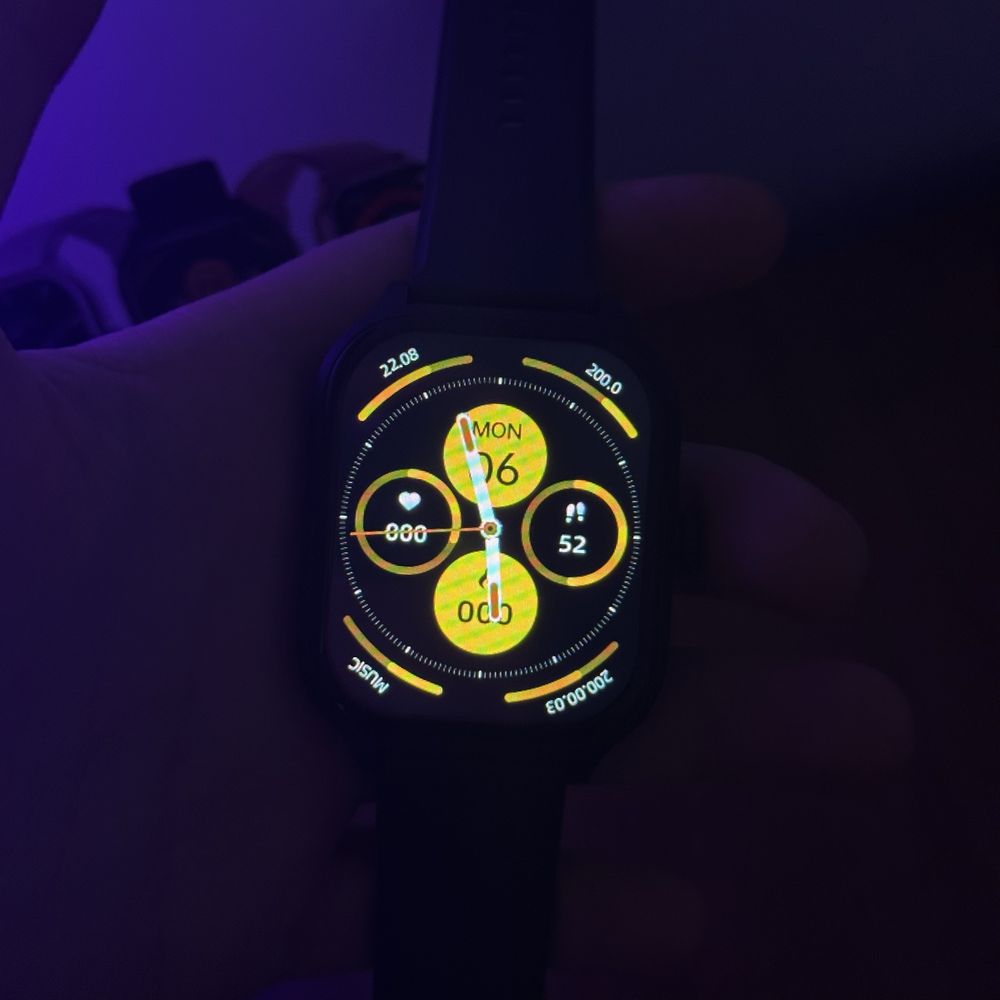 Новий Smart Watch