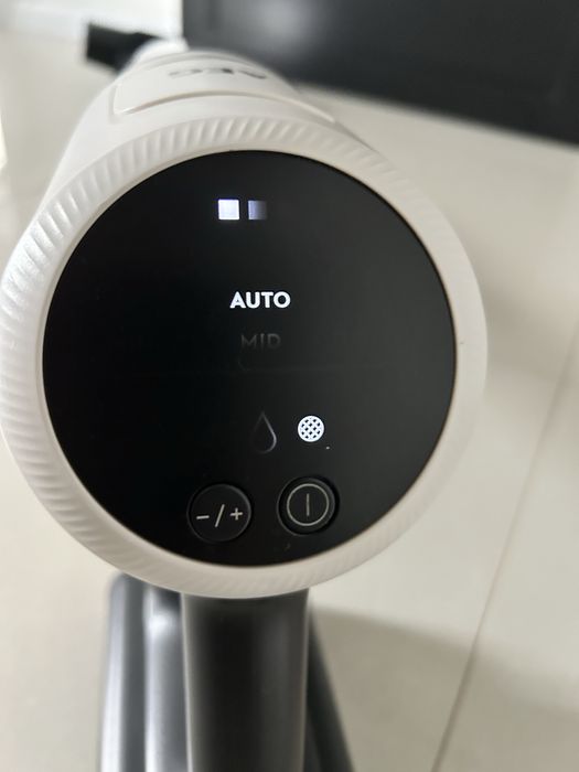 Odkurzacz bezprzewodowy AEG Ultimate AP81UB25SH