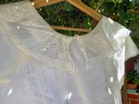 Blusa  de algodão e renda, confortável para qualquer momento do dia