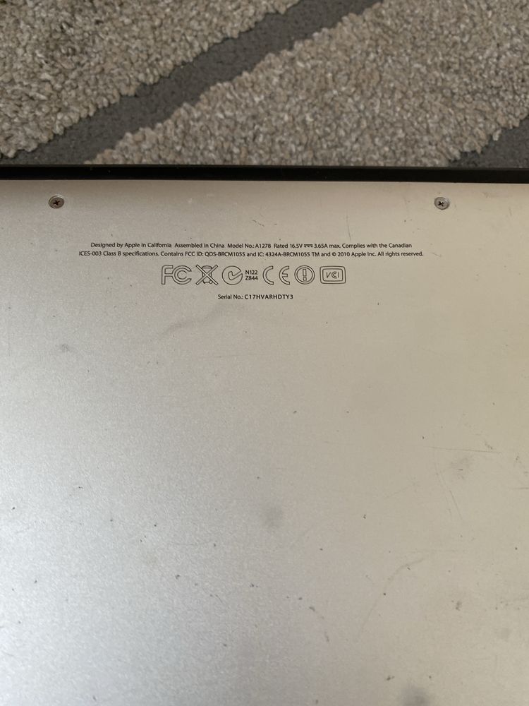 MacBook с Европы