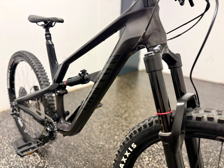 Canyon Spectral CF7 jak NOWY 2020 L 27,5 DT Swiss RS Pike Deluxe