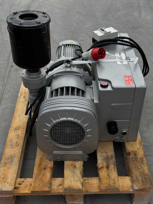 Pompa próżniowa Rietschle VCAH 250, 5,5 kW, 250 m³/h