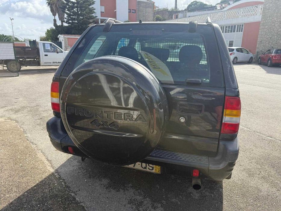 Opel Frontera 2.2 DTi