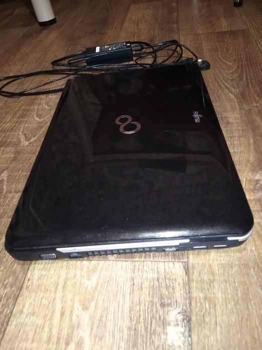 Якісний ноутбук  Fujitsu A512 i3 3110M ssd 240Gb 16gb web