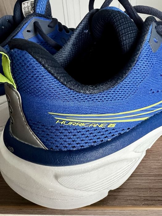 Кросівки Saucony Hurricane 25 преміум комфорт та максимальна підтримка