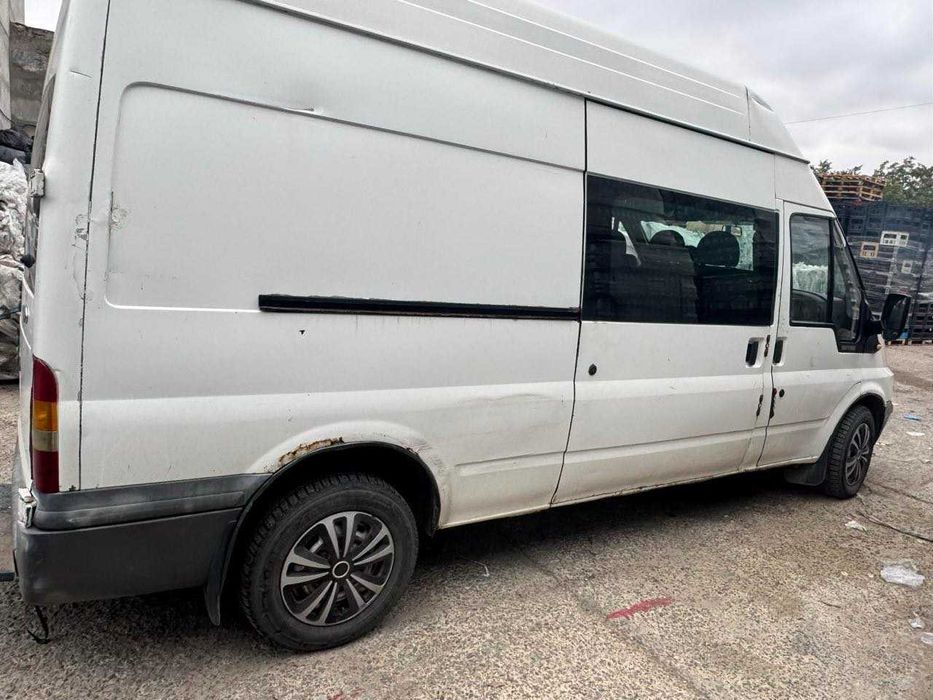 ПРОДАМ Ford Transit (грузовой микроавтобус)