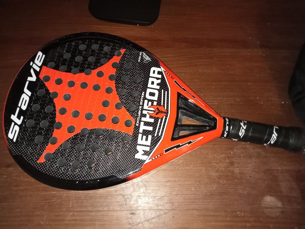 Raquete padel como nova