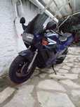 Suzuki gsx 750f bem estimada