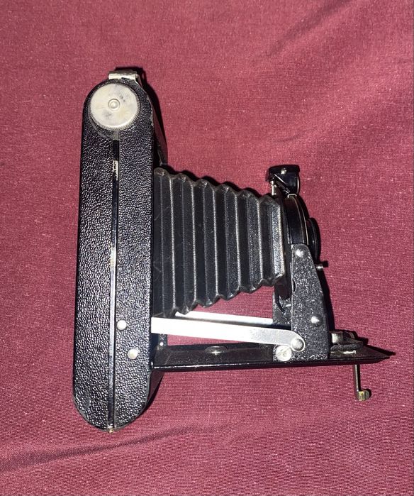 Câmera Folding Brownie Six-20