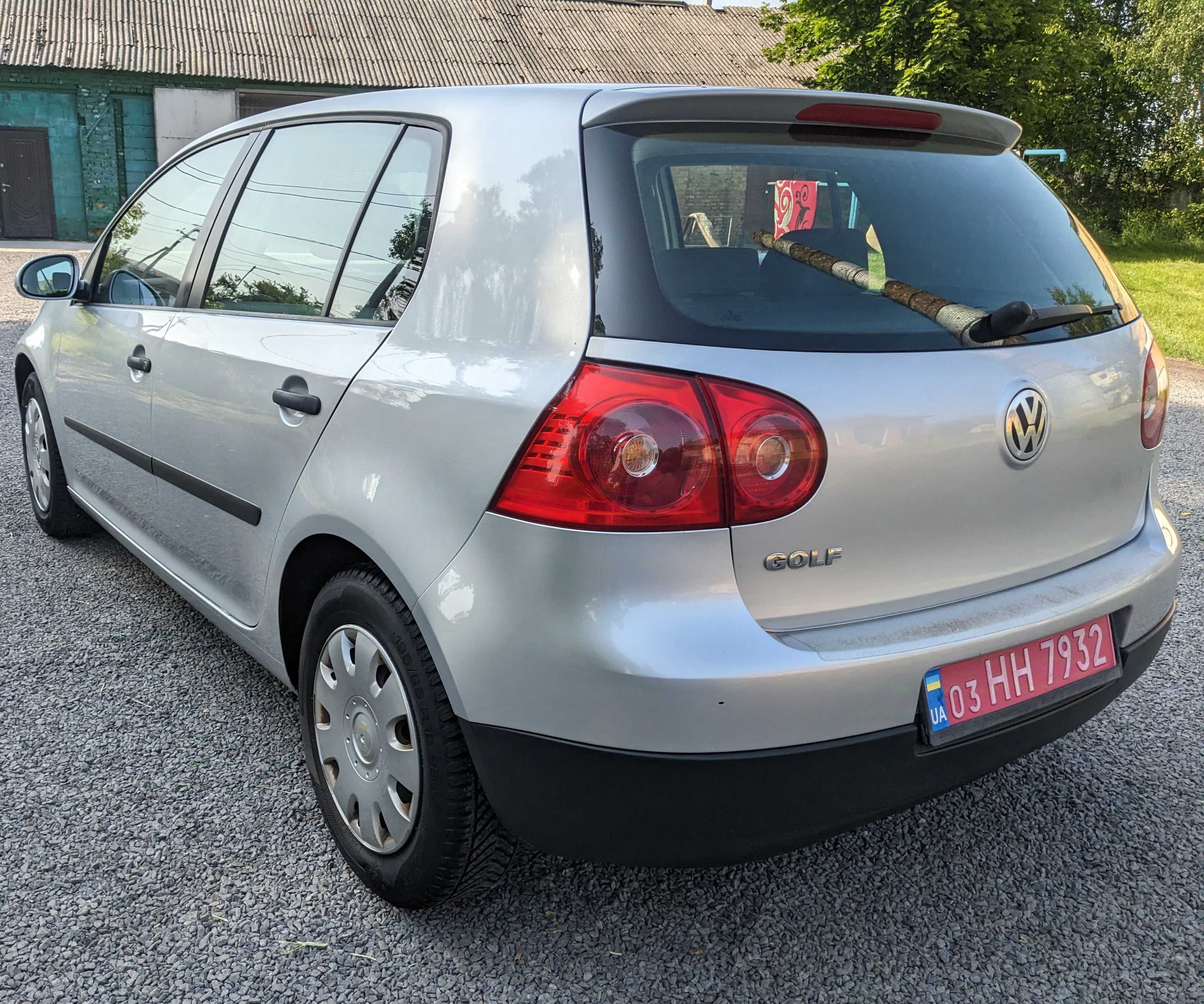 Продам Wolksvagen Golf 1,4 MPI