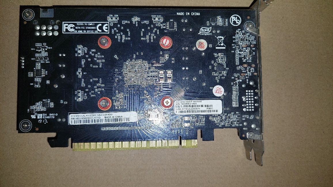 GTX1650 DUAL 4G GDDR5, zasilacz 550W oraz pamięć ram 2x8GB