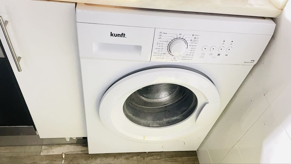 Maquina de lavar roupa