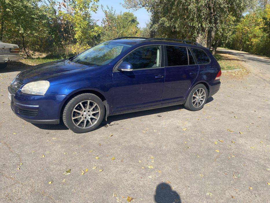 Volkswagen Golf 2007г 1,6 газ
