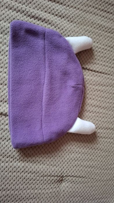 Czapka milka z rogami