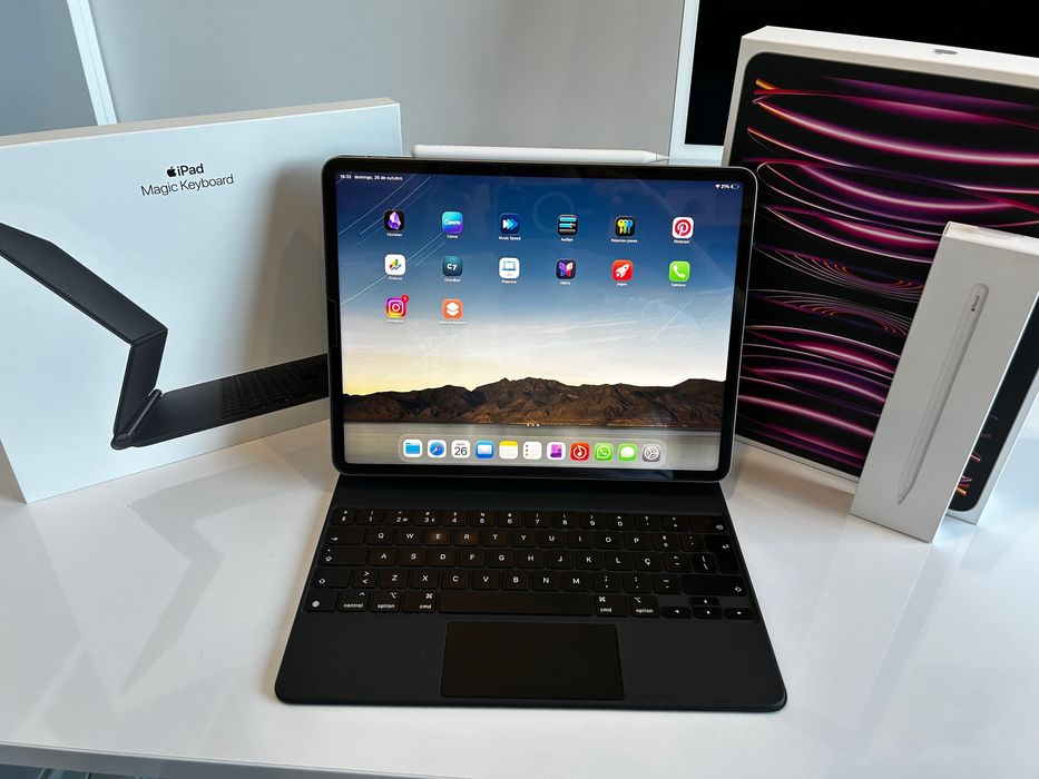iPad Pro 12,9 (M2) + Magic Keyboard + Apple Pencil (2º gen)