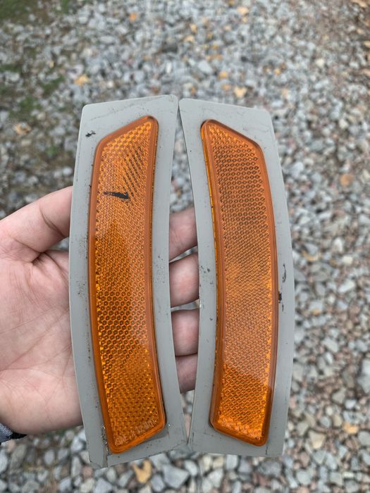 Светоотражатели на BMW 3