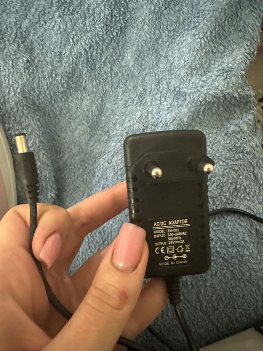 Лампа для манікюра. У доброму стані.