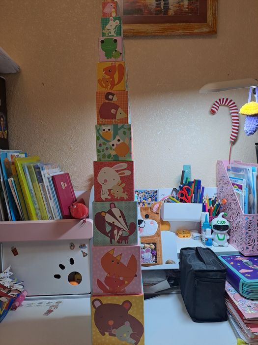 Продам пірамідку Djeco