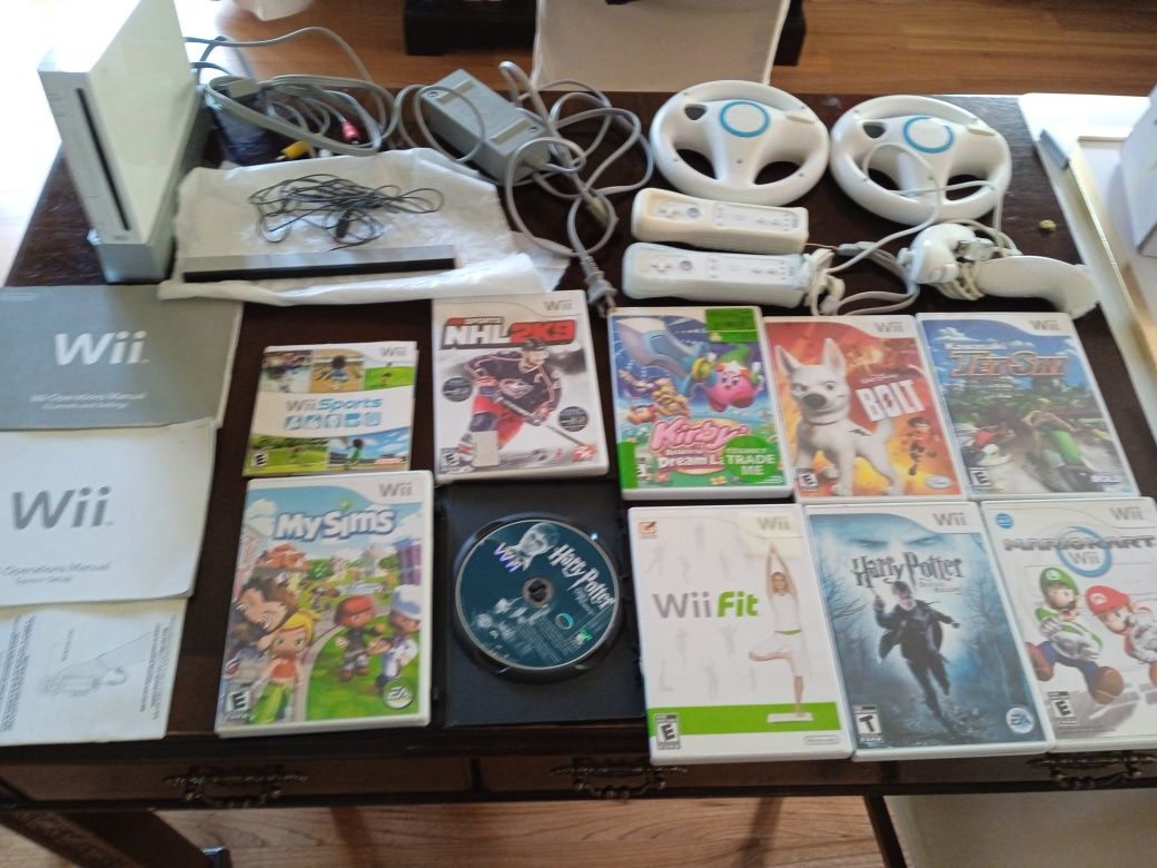 Konsola Wii plus dodatki