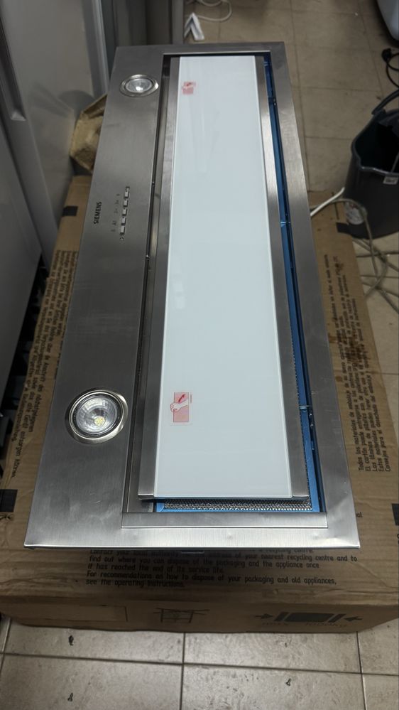 Exaustor de  Encastrar Siemens iQ700 LB89585M com 4 Velocidades e de 86 cm - Inox ( novo)