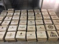 Placas/caixas de madeira com marcas vintage em madeira!