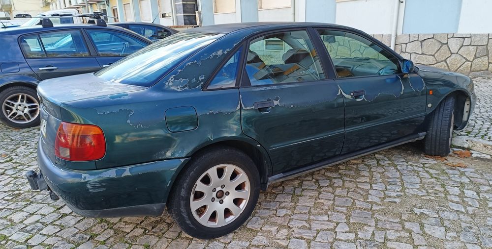 Carro Audi A4 B5 de 1995