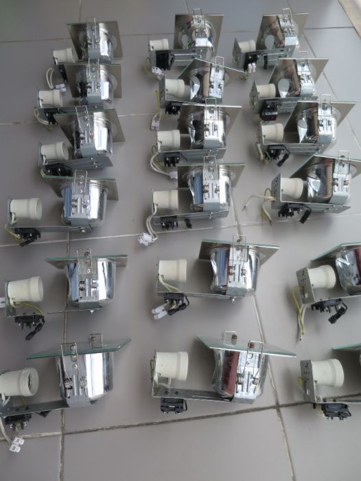 Conjunto de 18 Projetores downlights de encastrar quadrados 12cmx12cm