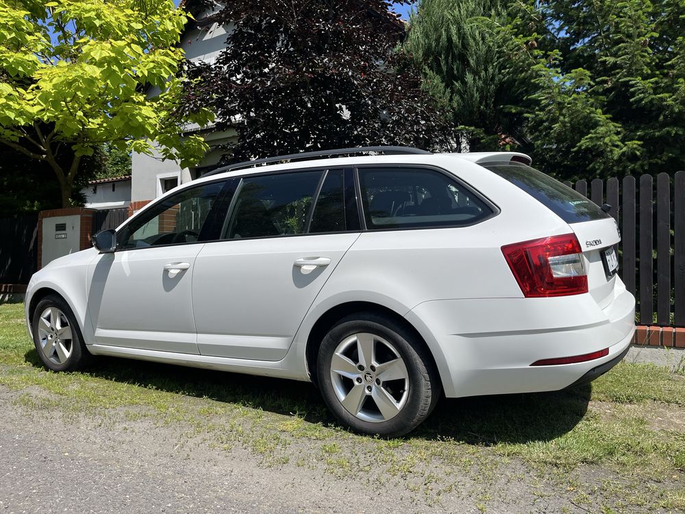Sprzedam Skodę Octavię Kombi 1.5 tsi  2019 Salon Polska