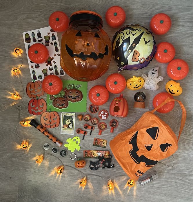 Zestaw Halloween stan bardzo dobry dynie ozdoby led i wiele innych