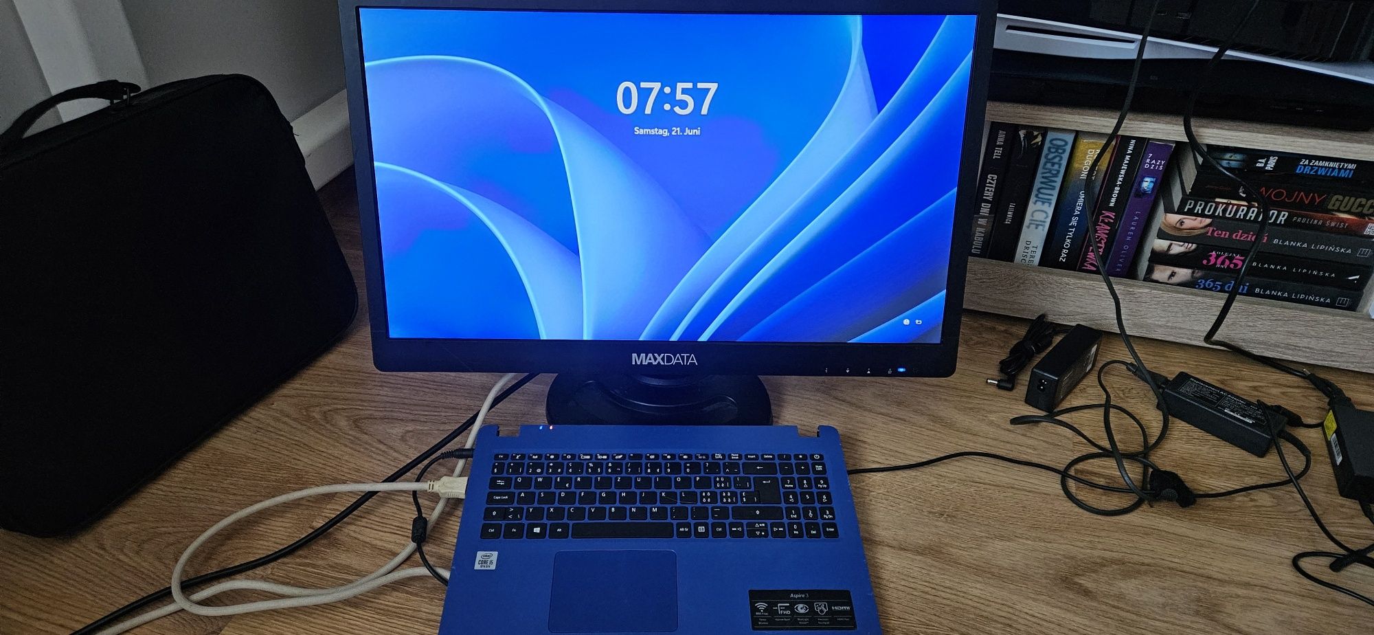 Monitor komputerowy 24 cale led HDMI