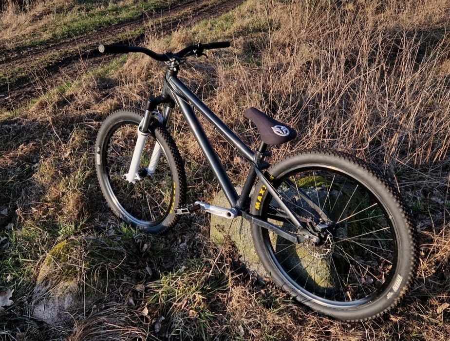 Rower Dirt Jump – Haro Thread / Rock Shox Argyle / NS Bikes

Na sprzed