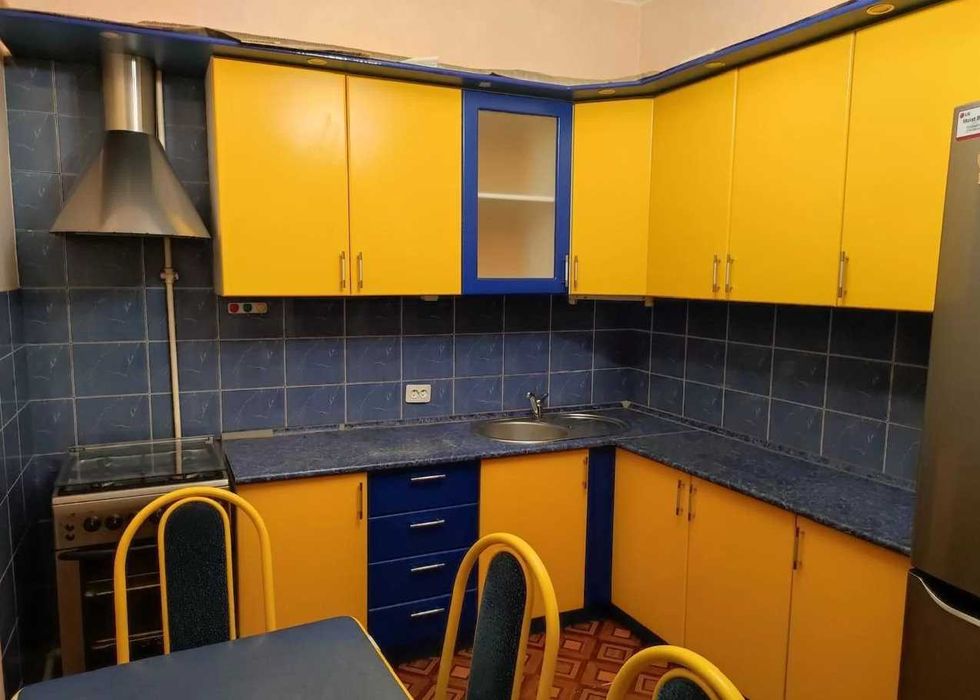 Кухня угловая бу в отличном состоянии