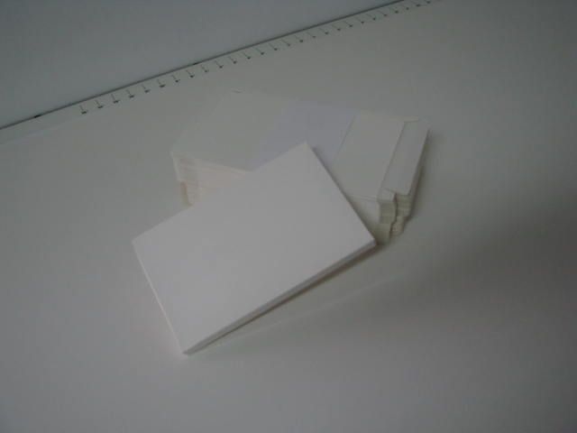 Caixas em cartolina branca, novas