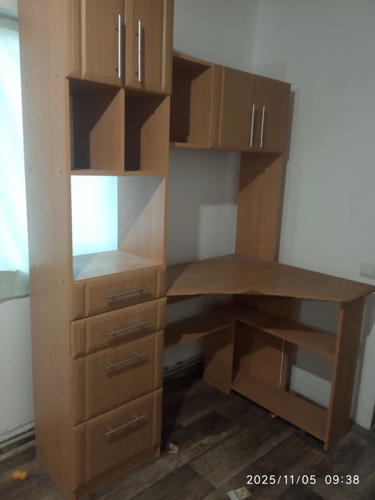 Стіл комп'ютерний,  стіл письмовий