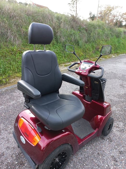 Cadeira de rodas elétrica