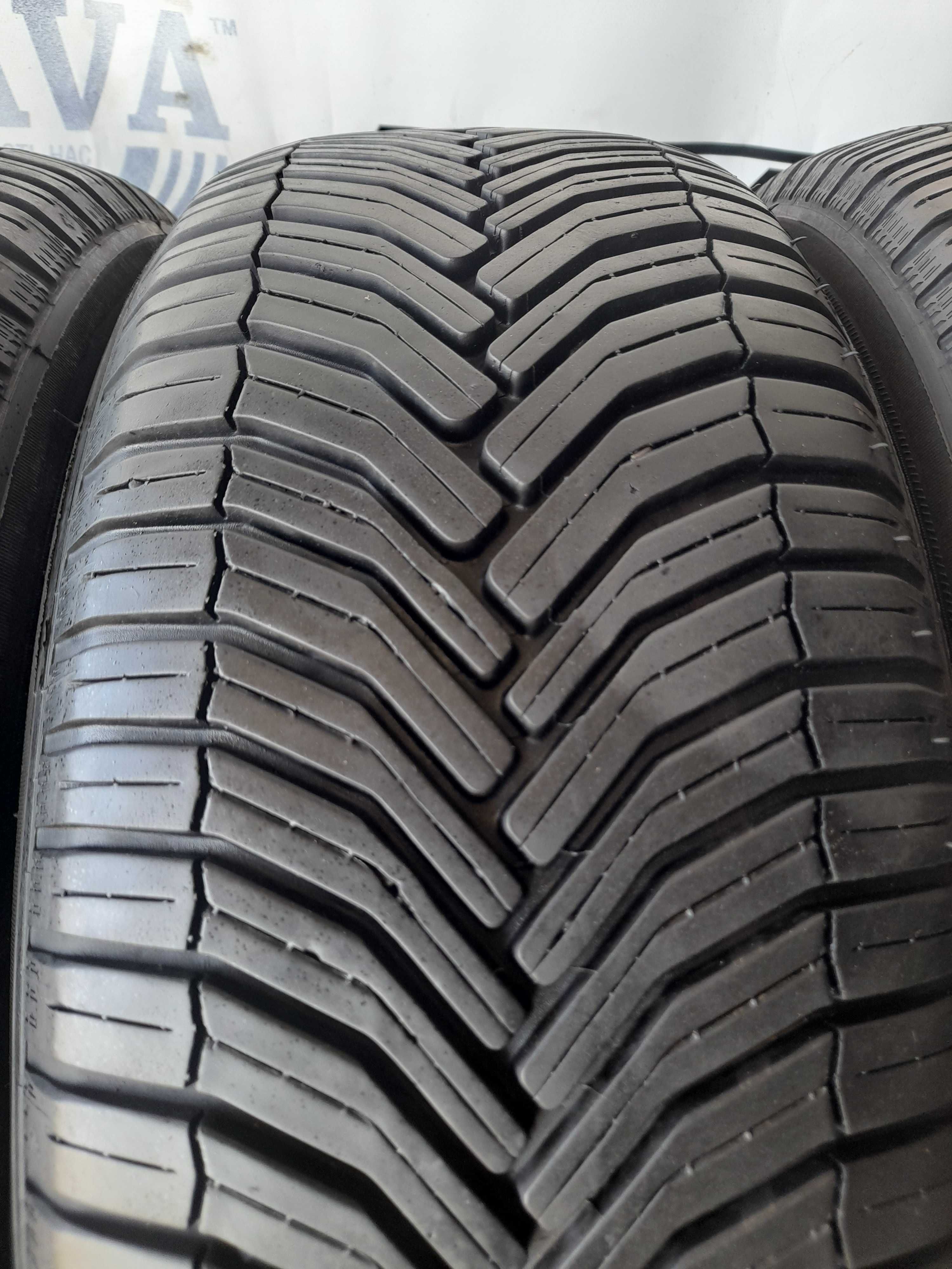 Всесезонні шини 205/55 R16 Michelin CrossClimate