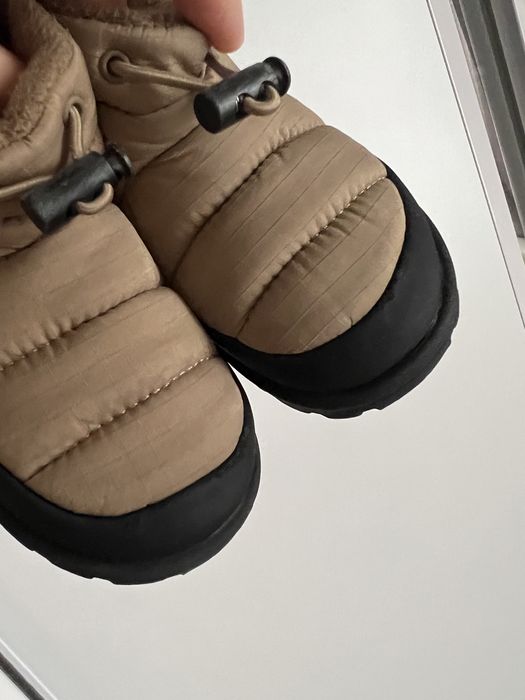 Дитяче взуття  утеплене Zara 22розмір