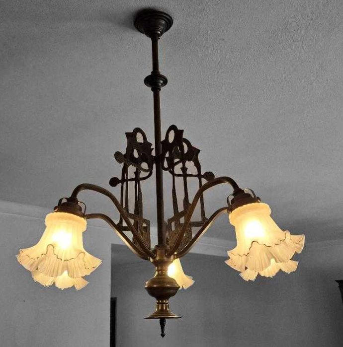 Candeeiro Lustre de Sala com motivos Art Déco