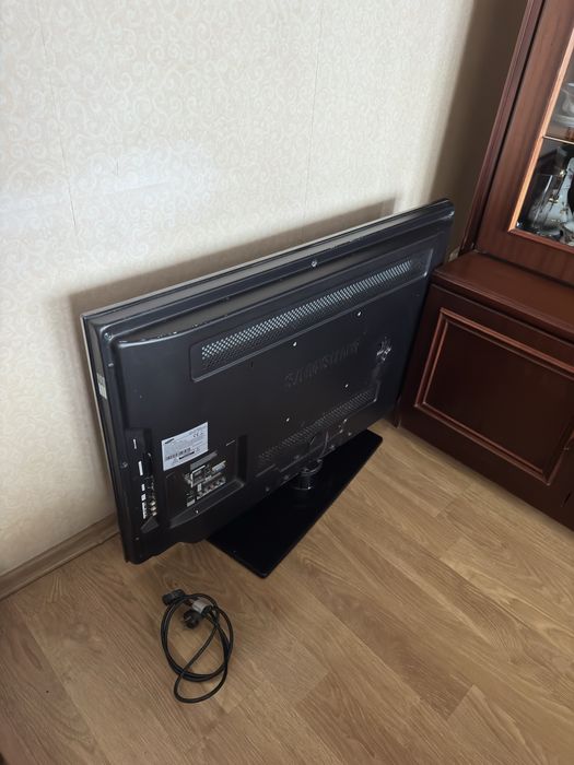 Telewizor samsung z pilotem