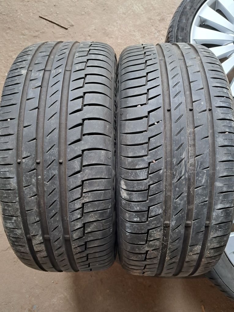 Koła Felgi aluminiowe 17 VW 5x112 opony 235/45R17 Continental