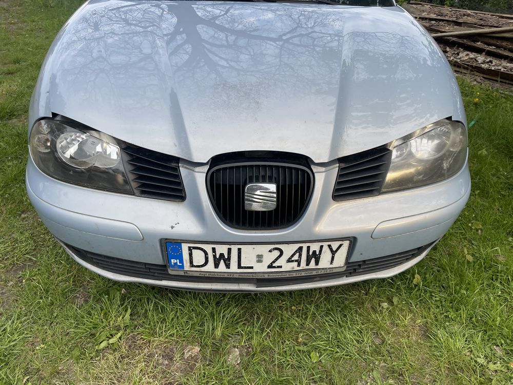 Seat Ibiza 1.4 16vprzod lampy maska