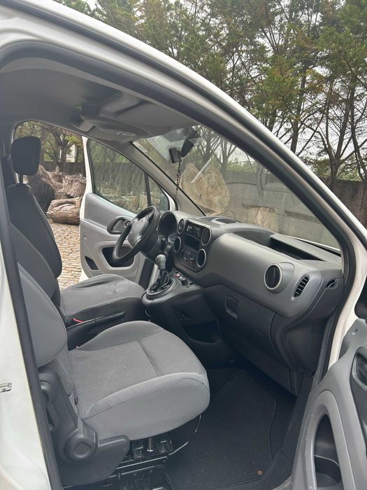 PEUGEOT PARTNER 2008 - óptimo estado