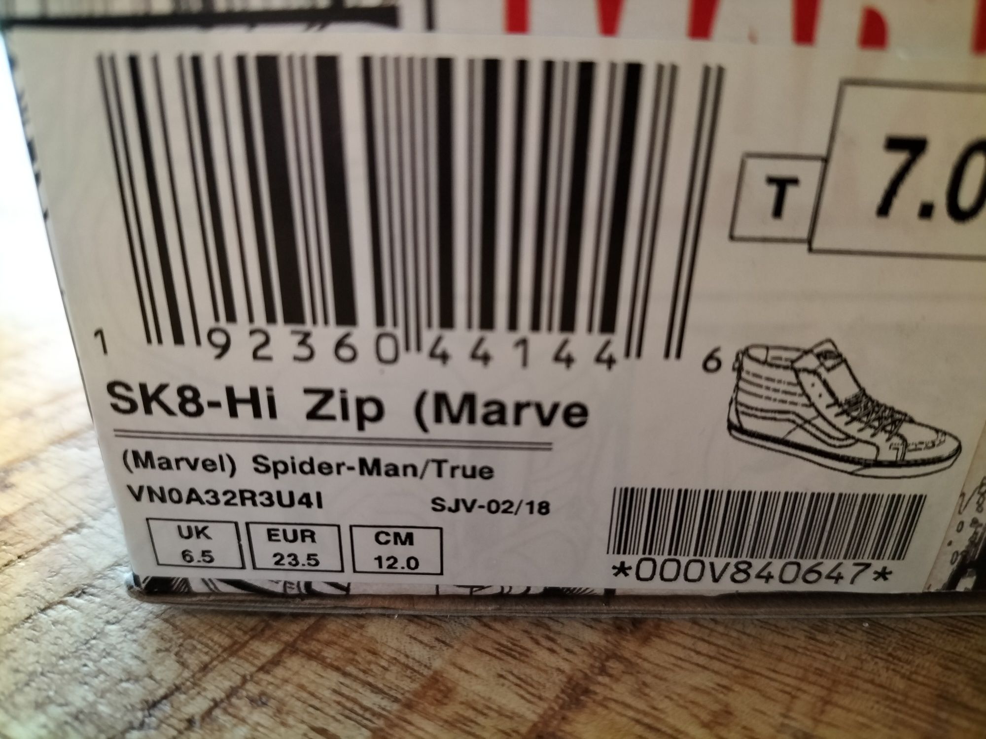 Vans Marvel Spider-Man 23,5 buty chłopięce