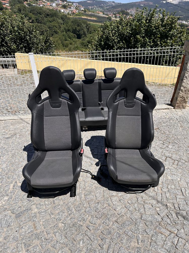 Vendo material Opel Corsa D OPC