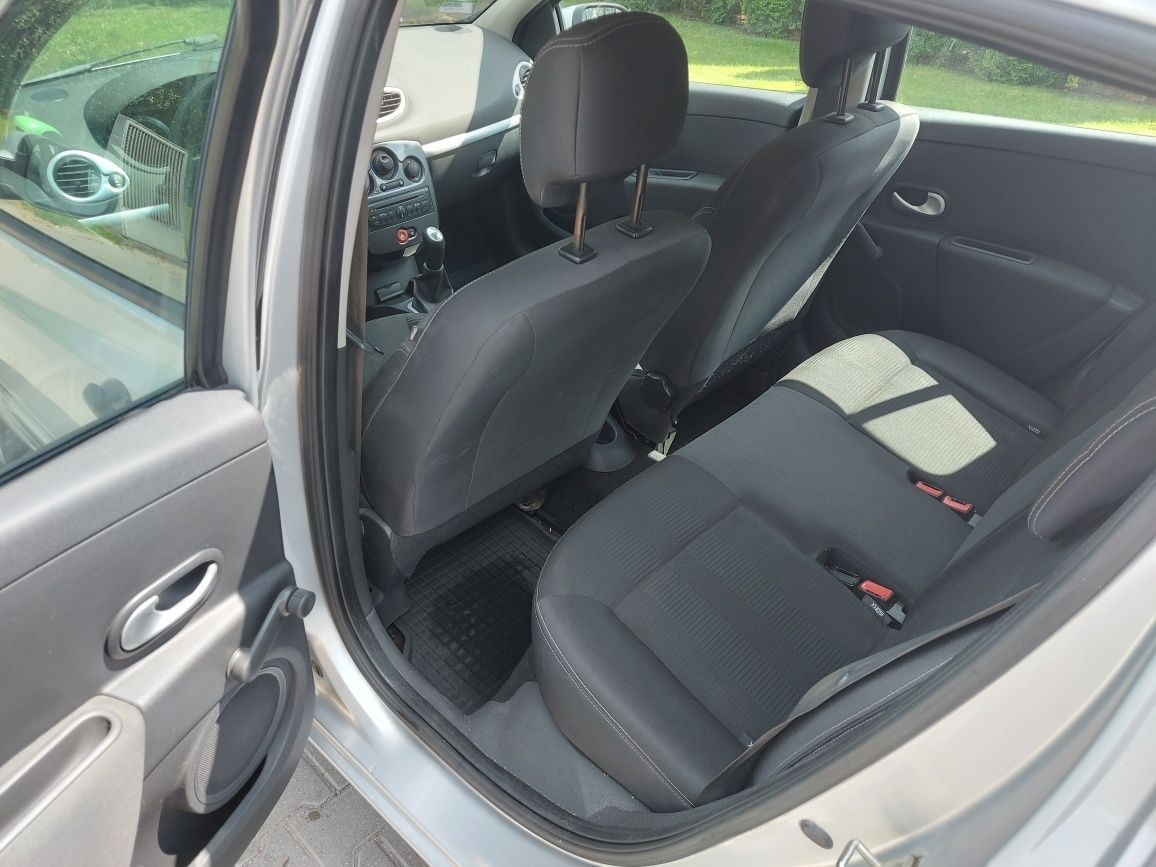 Clio 3 1.5dci 2012r