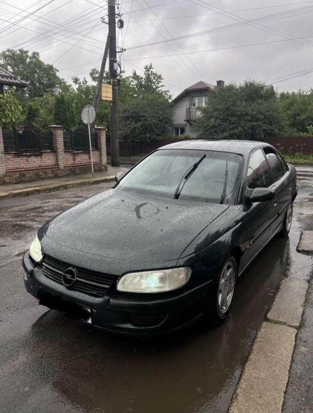 Opel Omega на продажі
